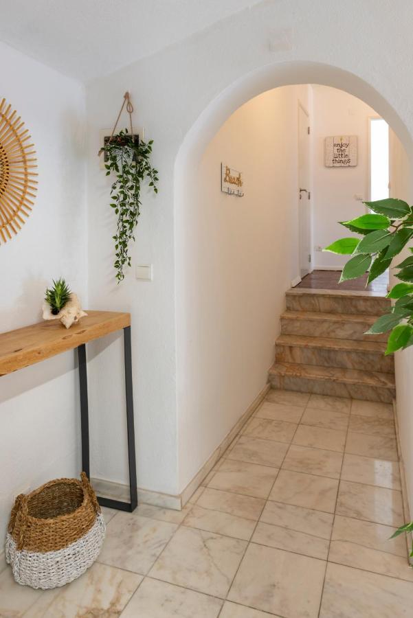 Vita Portucale ! Nook Beach Apartments Costa da Caparica Bagian luar foto