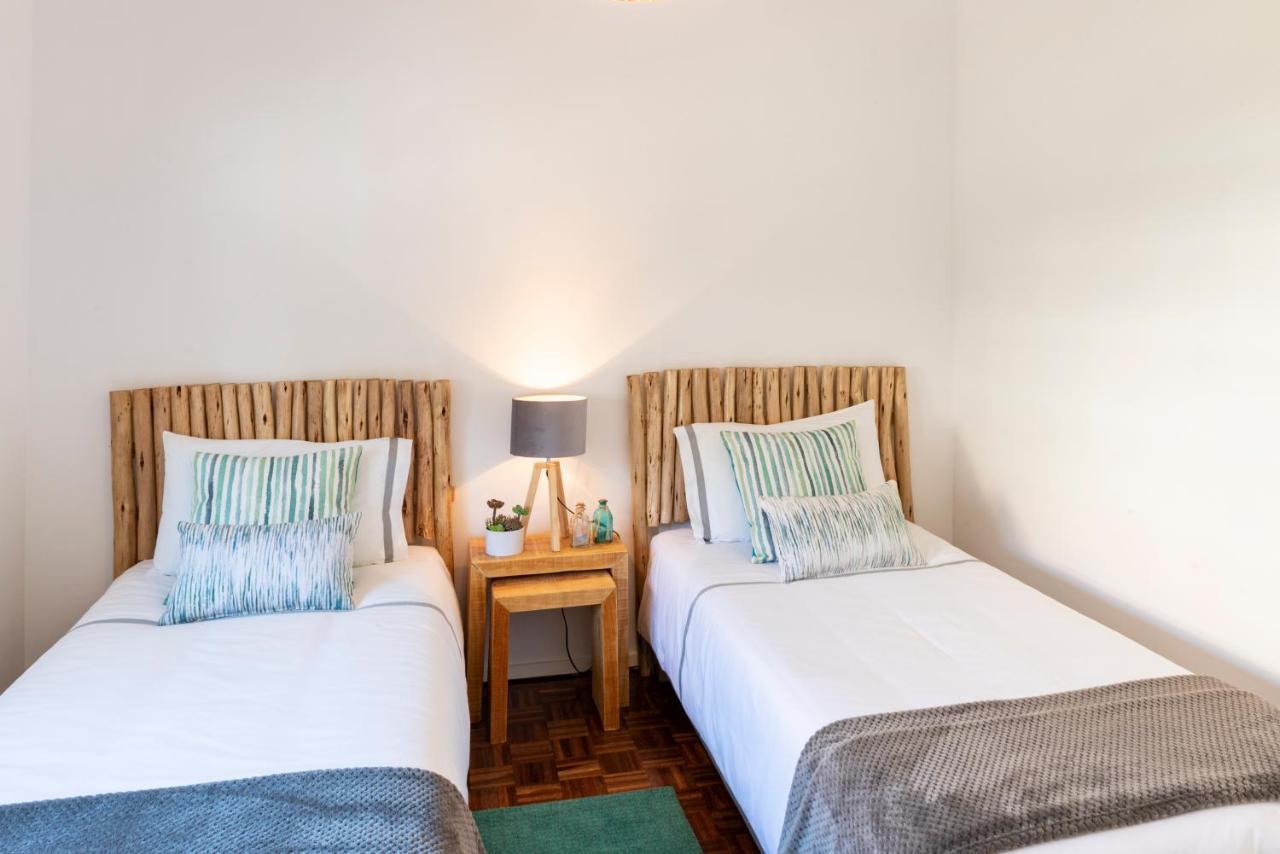 Vita Portucale ! Nook Beach Apartments Costa da Caparica Bagian luar foto
